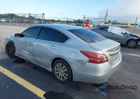 2013 Nissan Altima 2.5 S из США, поврежденный, VIN 1N4AL3AP7DN446735